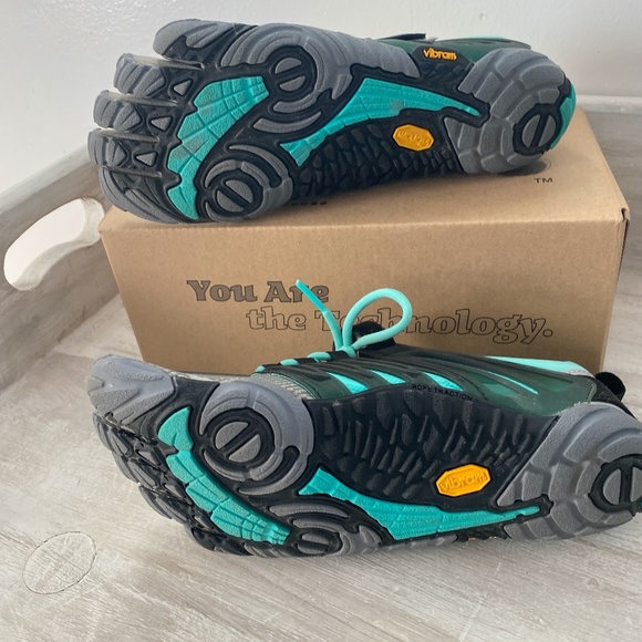 Vibram Five Fingers V-TRAIN WOMEN'S shoes - Picture 3 of 4